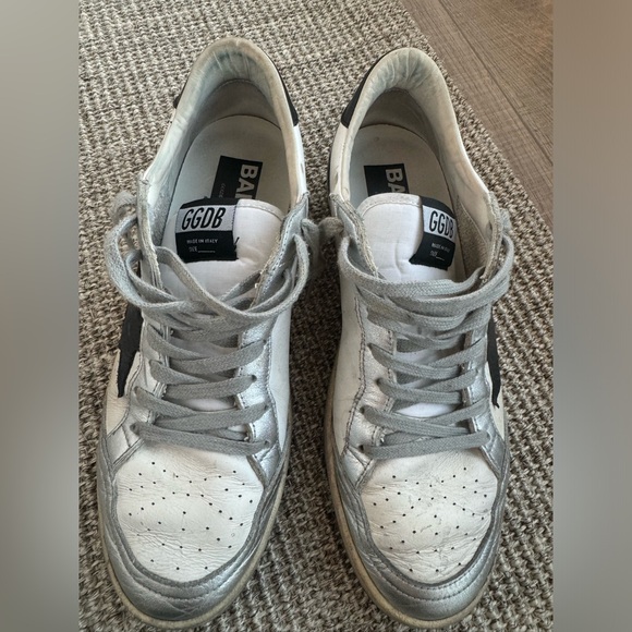 Golden Goose sneakers for men. Worn o ly a fee times, in perfect conditions. - Picture 7 of 8
